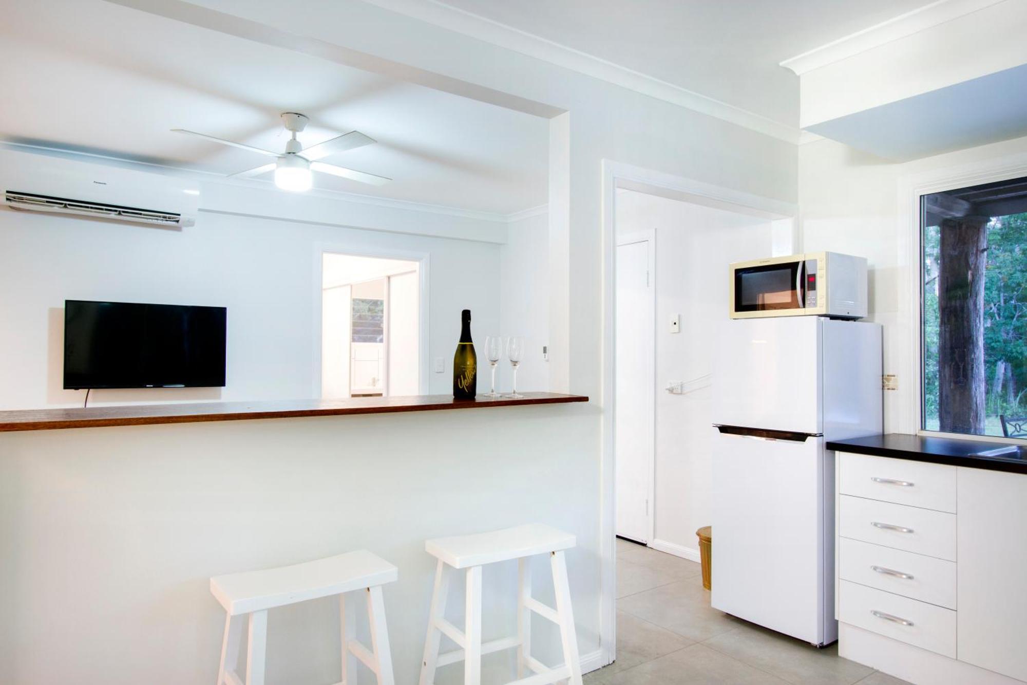 Airlie Beach Eco Cabins - Adults Only Extérieur photo